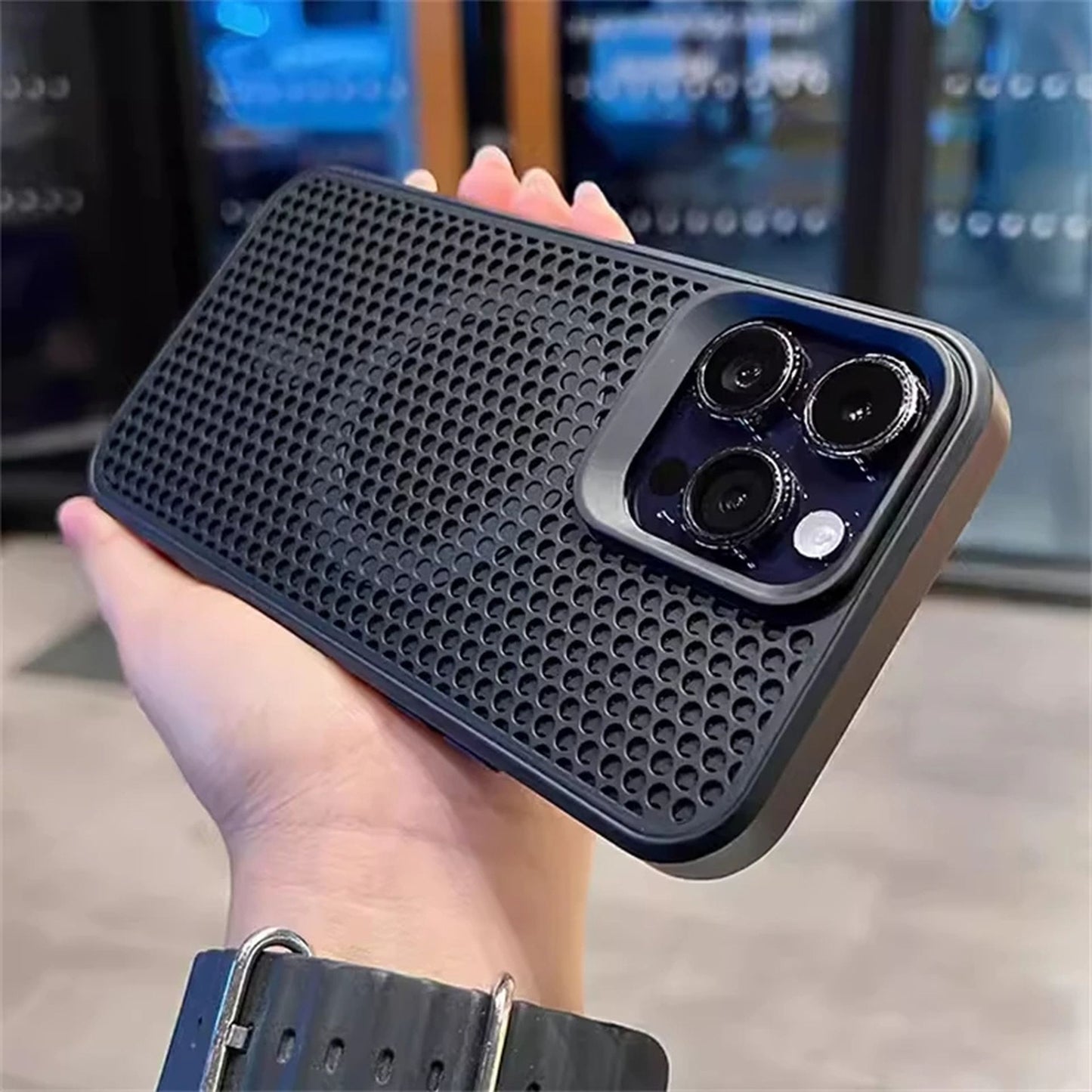 Coque magnétique respirante avec design en maille pour iPhone 12 - Noir