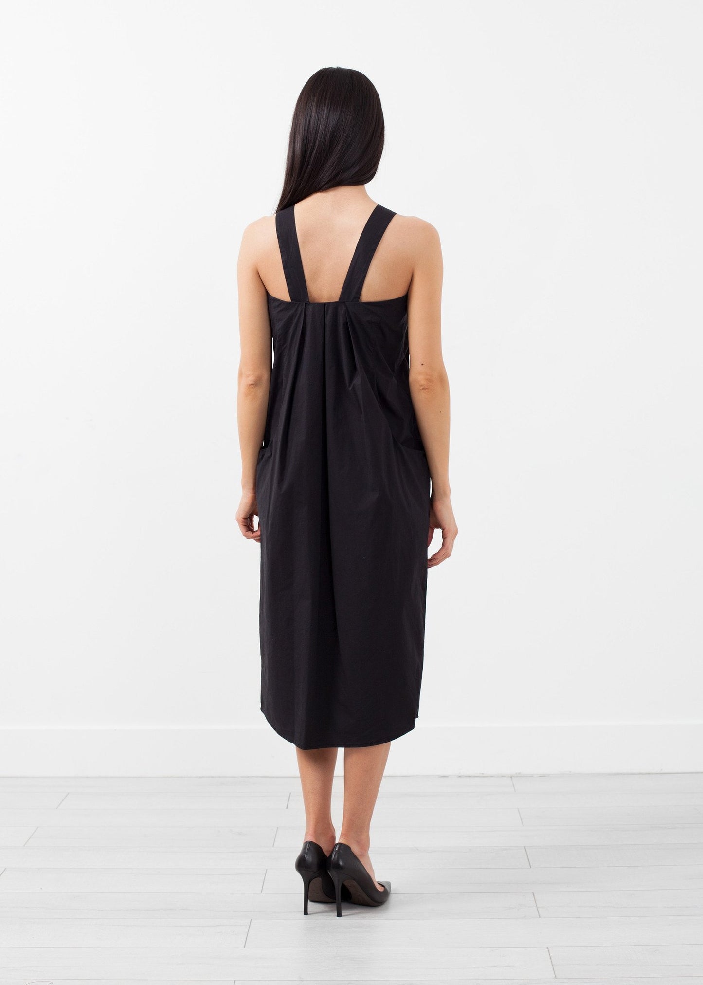 V-Strap PockEEt DrEEss