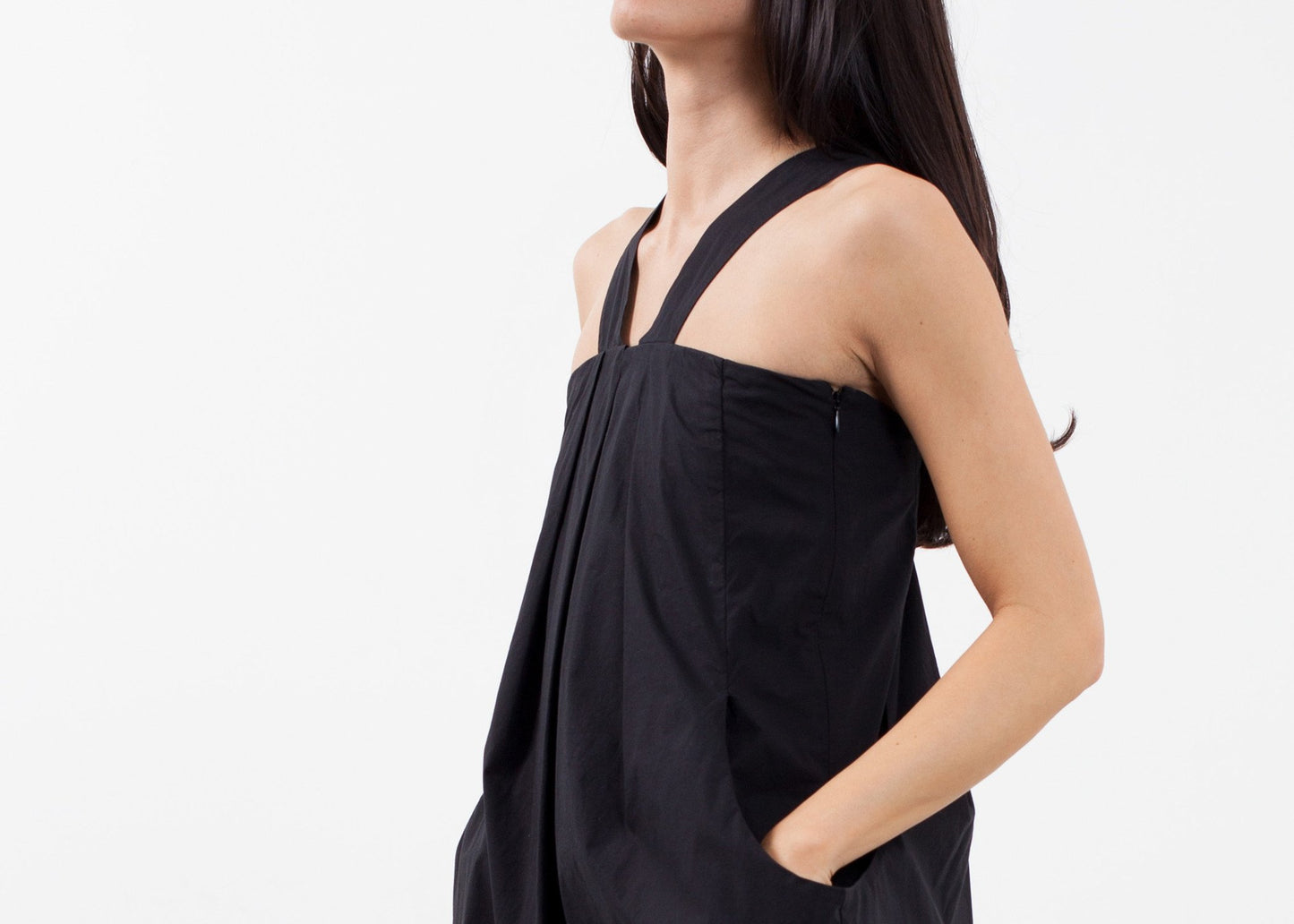 V-Strap PockEEt DrEEss