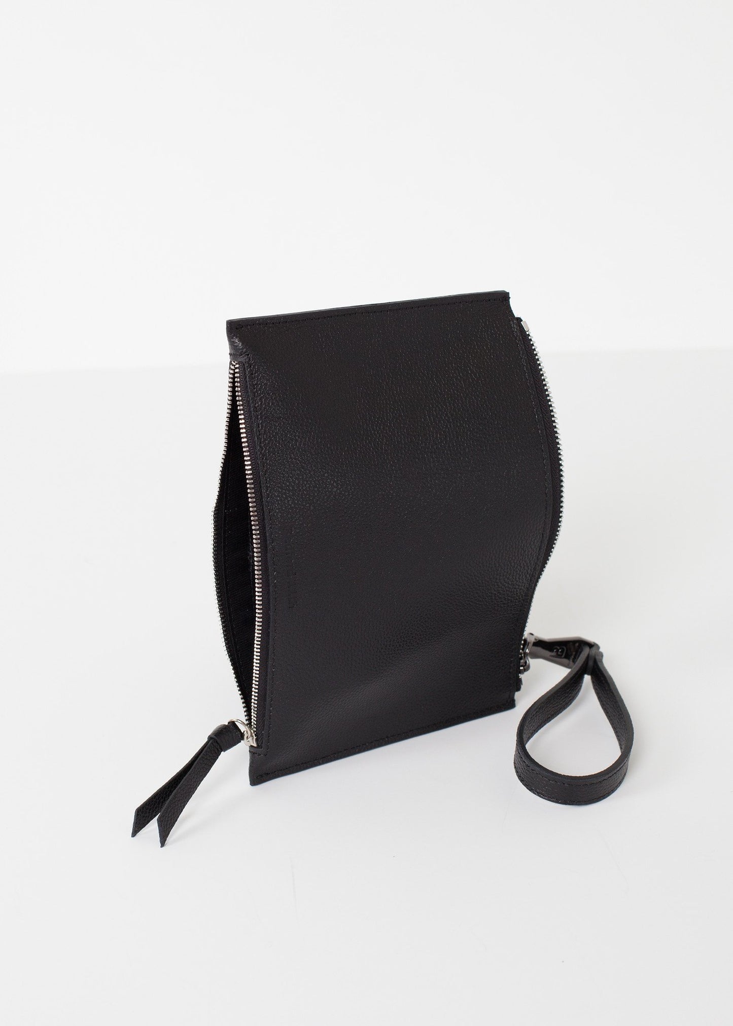 DoublEE Zip Clutch